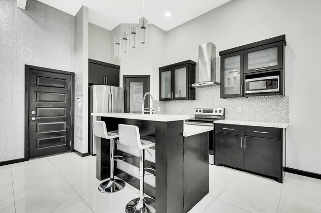 Photo - SPACIOUS 3 BEDROOM HOME IN HIDALGO!