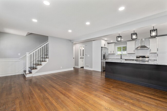 Photo - 7615 W 95th Terrace