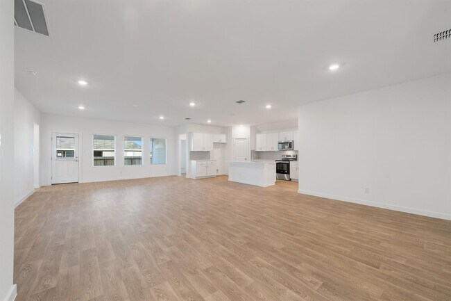 Photo - 709 Tranquility Ln