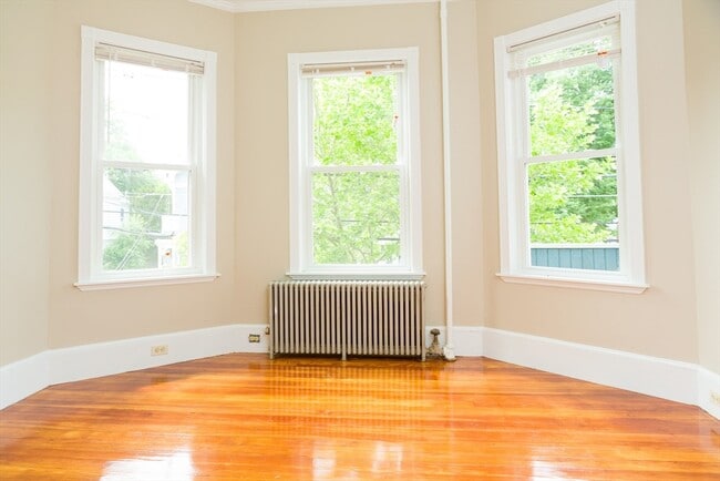 Building Photo - 21-23 Pennsylvania Ave Unit 23