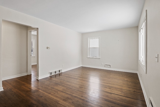 Photo - 137 Legion Cir