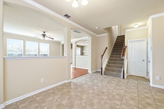 Photo - ***APPLICATION CURRENTLY UNDER REVIEW***Spacious Cul-de-sac home located close to Seaworld, Lackl...