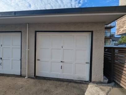 Photo - 1019 Rockland Ave Unit Garage 7