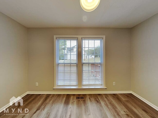 Photo - 3701 Cold Harbour Dr