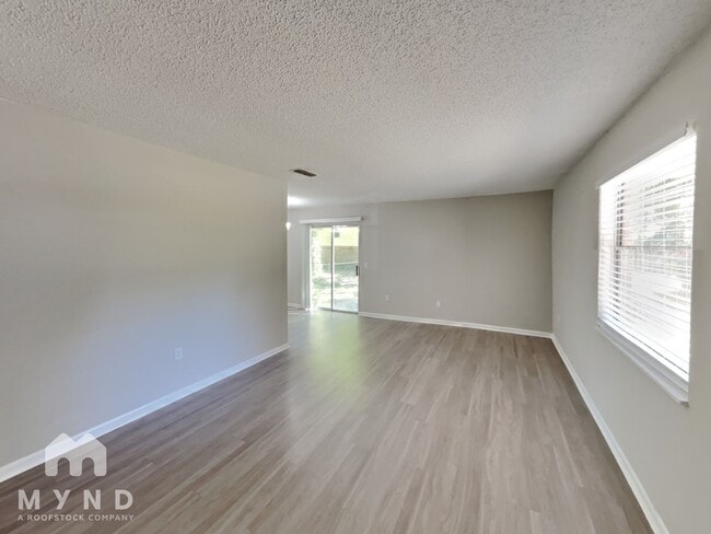 Photo - 2030 Voltaire St