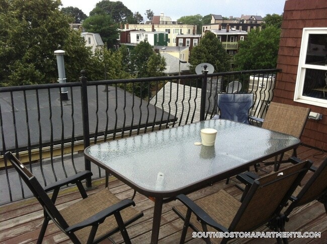 Building Photo - 44-46 Ward St.