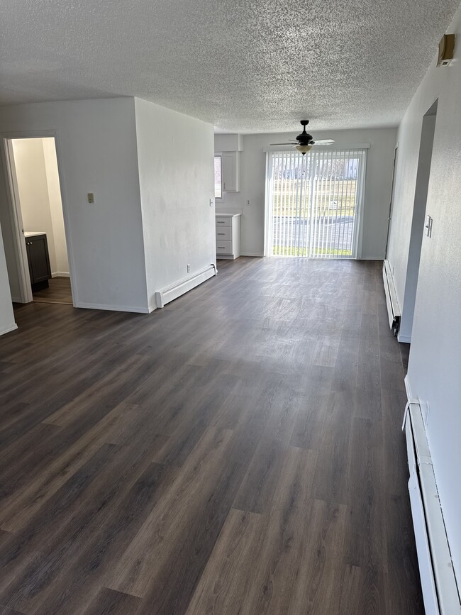 Building Photo - 10 Scott St Unit #1 Rental