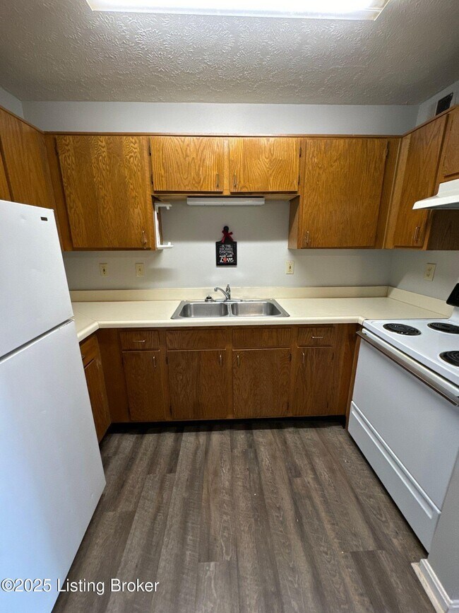 4109 Blue Lick Ct Unit 6