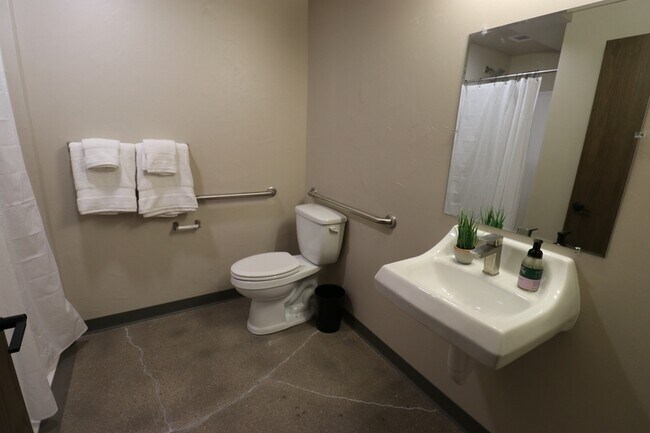 Photo - 216 Northland Ave