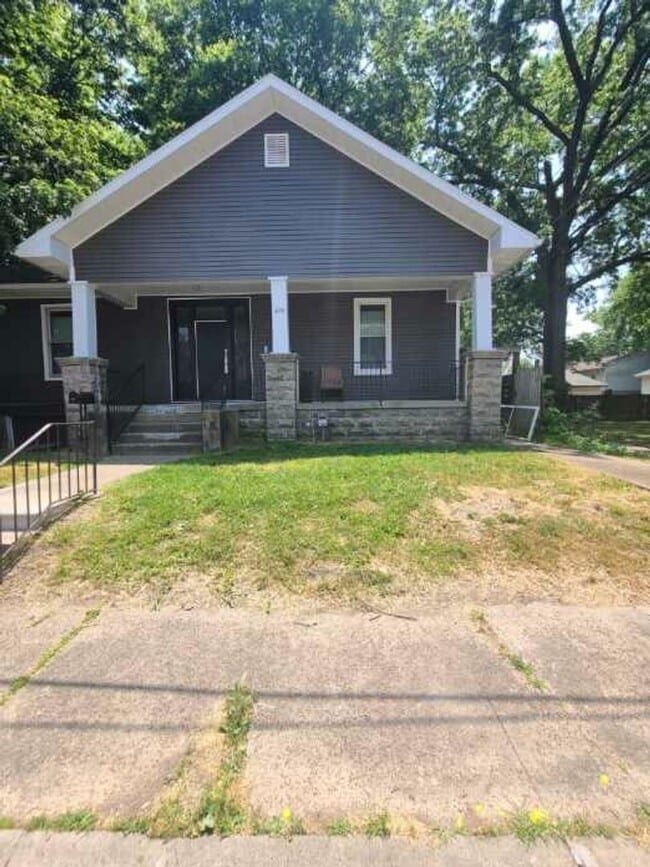Photo - 213 Taylor Ave