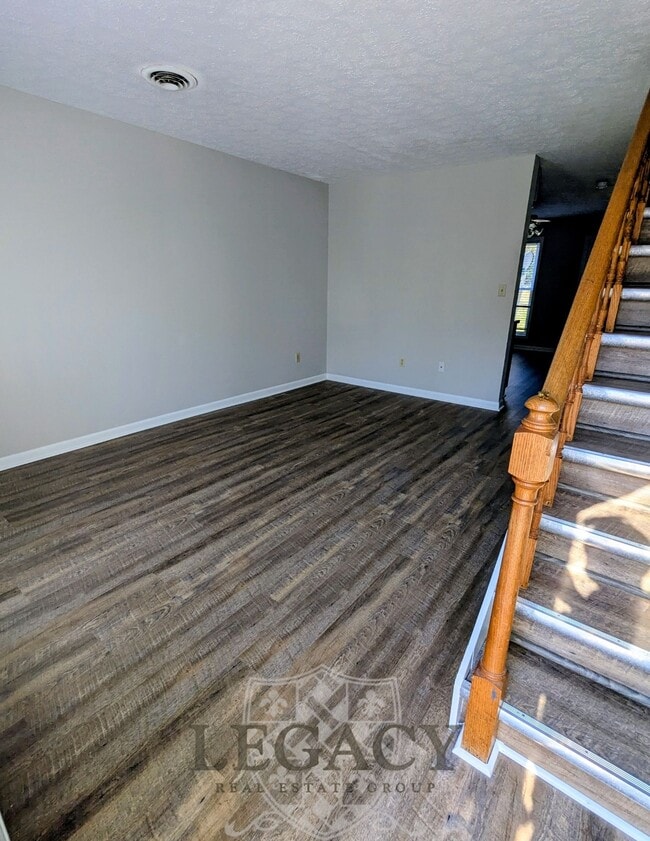 Photo - 1034 Brookview Dr Unit 14 C