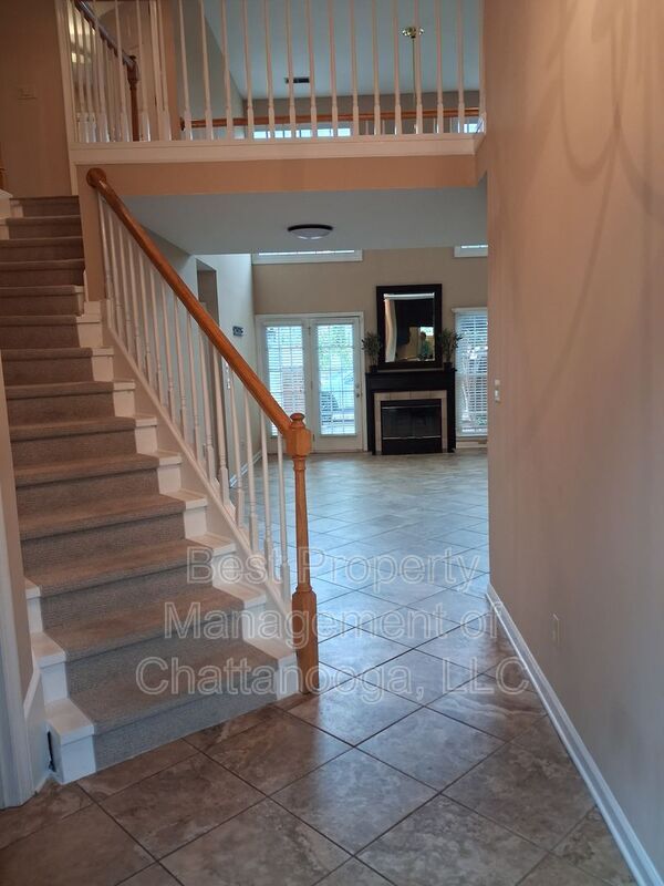 7413 Hamilton Run Dr