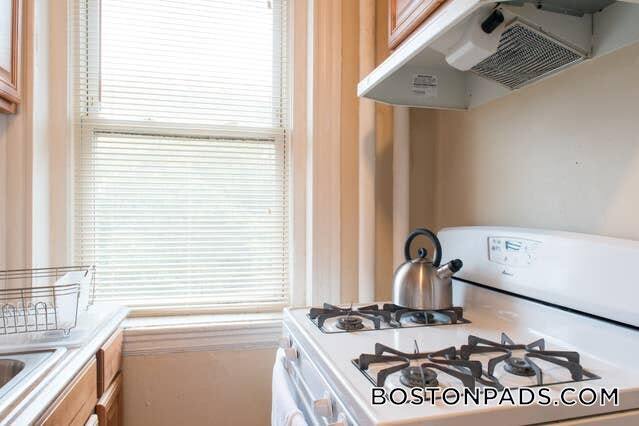 Photo - 244 Kelton St Unit 17