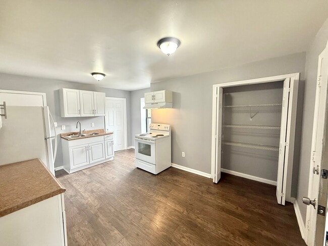 Photo - 429 3rd St Unit 3