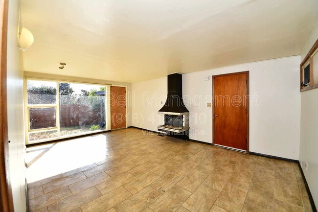 Photo - 5306 E 26th St