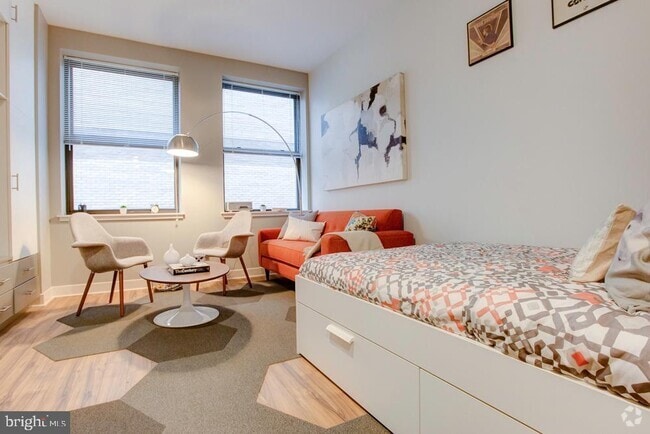 Building Photo - 42 S 15th St Unit 0B-0912 Rental