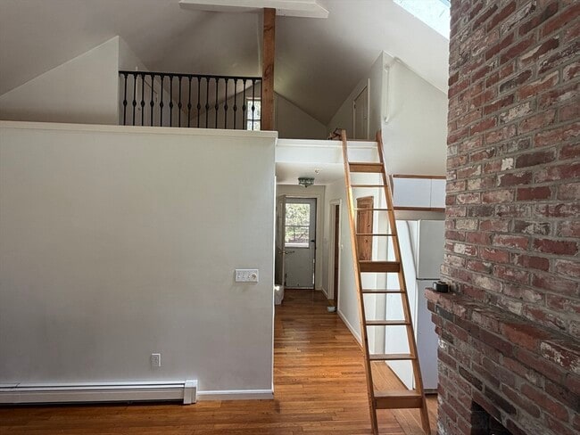 Photo - 134 Boardman St