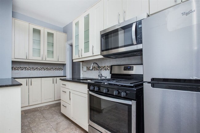 Building Photo - 100 Prospect St Unit 404 Rental