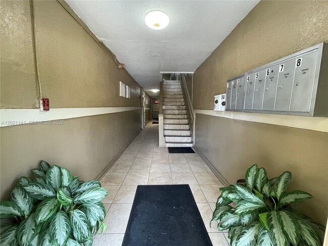 Photo - 1060 NW 47th St Unit 8