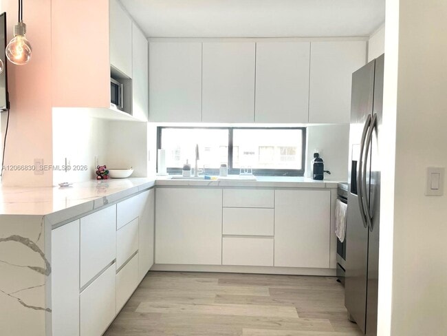 Photo - 17011 N Bay Rd Unit 1005