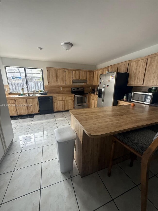 Photo - 7358 NW 49th St