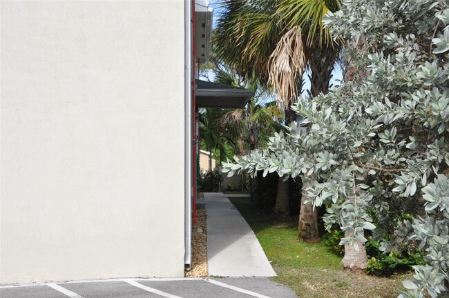 Photo - 1216 NW 6th Ct Unit 4