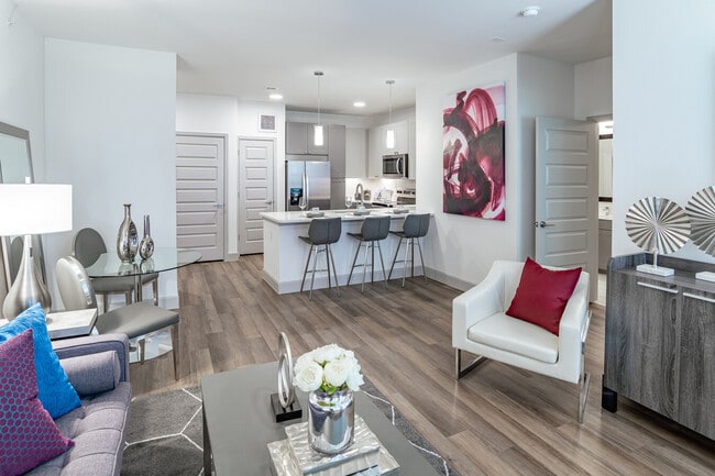 Photo - Spacious Living with 1 Month Free Rent Unit ASCG2