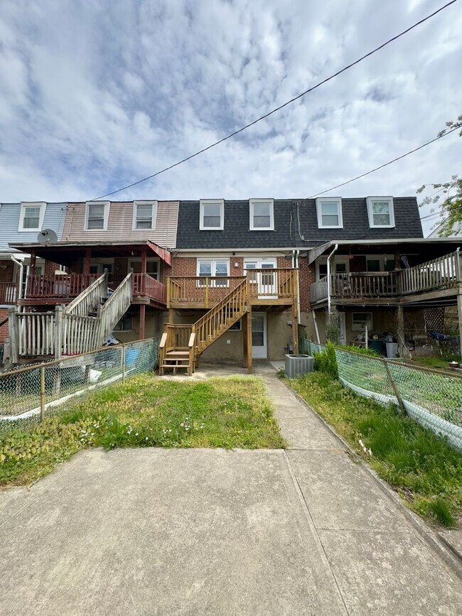 Photo - Charming 3 Bedroom/2 Bathroom Townhome in Dundalk, MD!