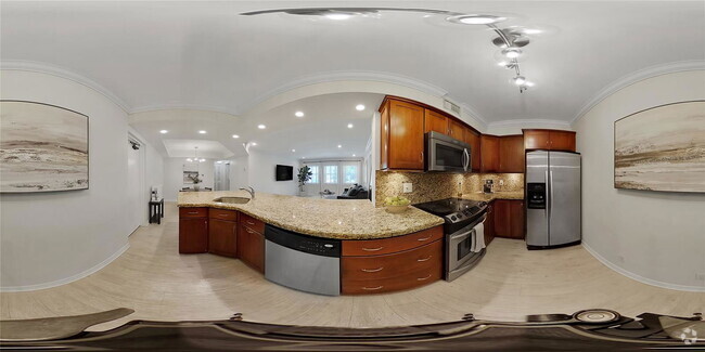 Building Photo - 615 NE 12th Ave Rental