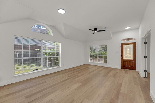Photo - 1108 Pecan Creek Dr