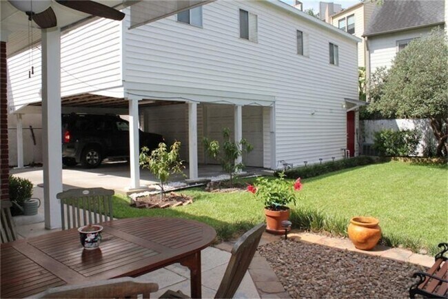 Building Photo - 2500 Mandell St Rental