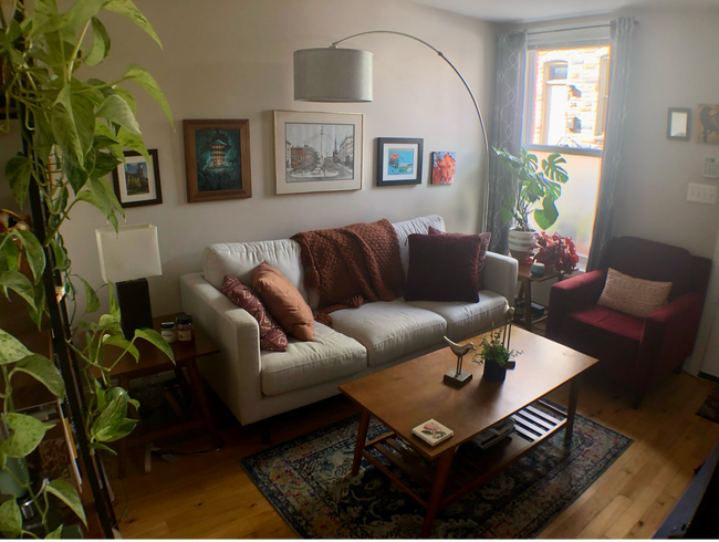 Building Photo - 27 N Glover St