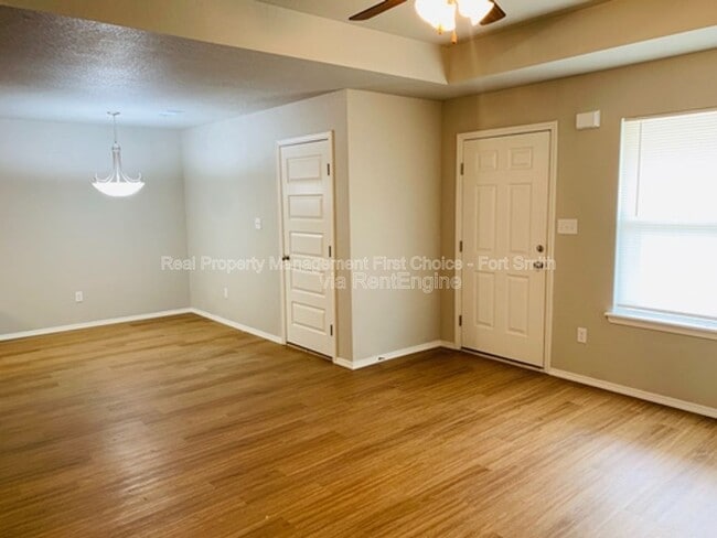 Photo - 2121 Ingalls Ln