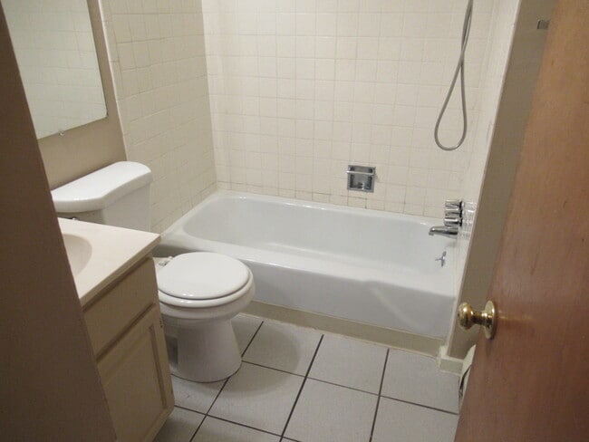 Photo - 2501 W Willamette Ave