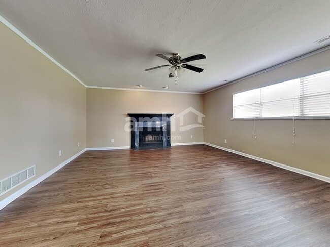 Photo - 6401 Sharps Ridge Ct