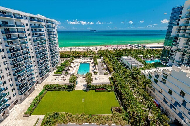 Building Photo - 2301 Collins Ave Unit 1538 Rental