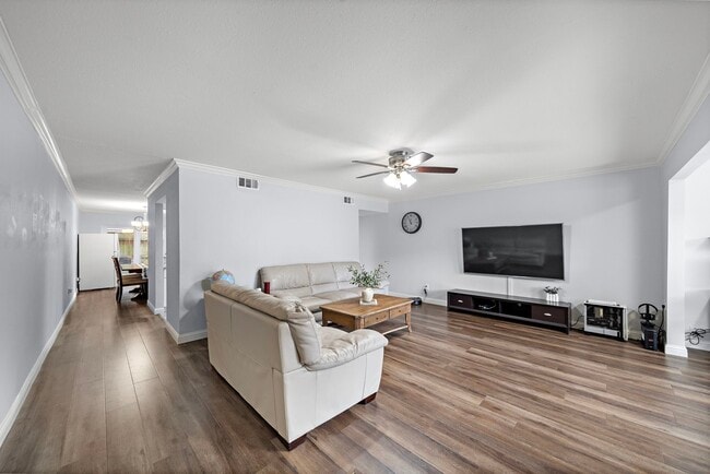 Photo - 12633 Memorial Dr Unit 83