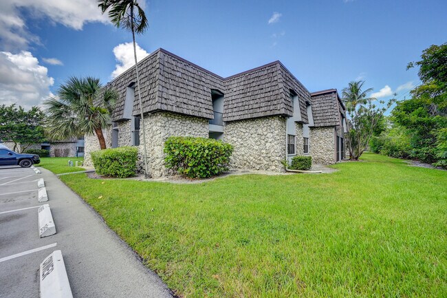 Photo - 3101 Oakland Shores Dr Unidad H210