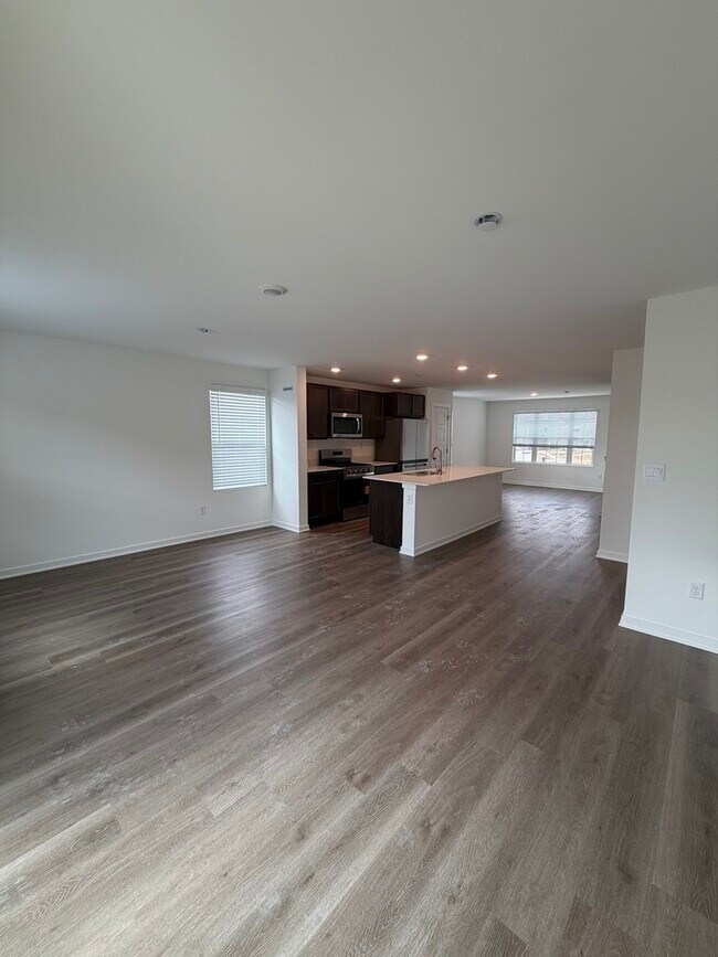 Photo - 6550 Linden Trl