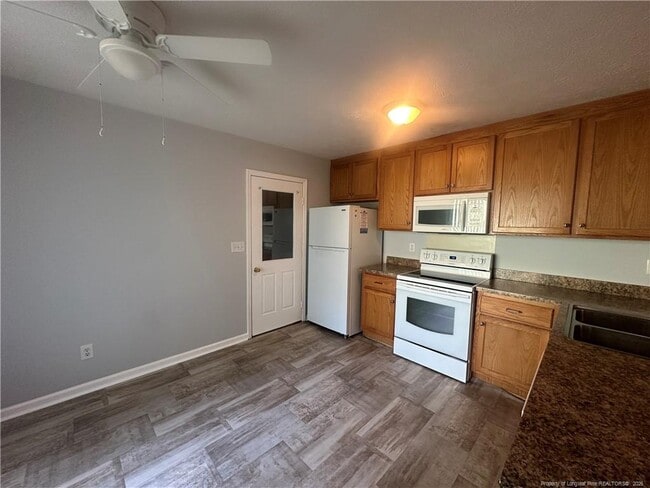 Photo - 9598 Holbrook Ln