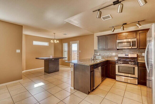 Photo - Cozy and Beautiful Home-3217 Willie Cager El Paso, Texas 79938
Lease today!