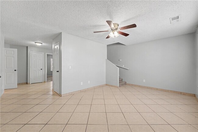 Photo - 3403 SW Victoria Pl