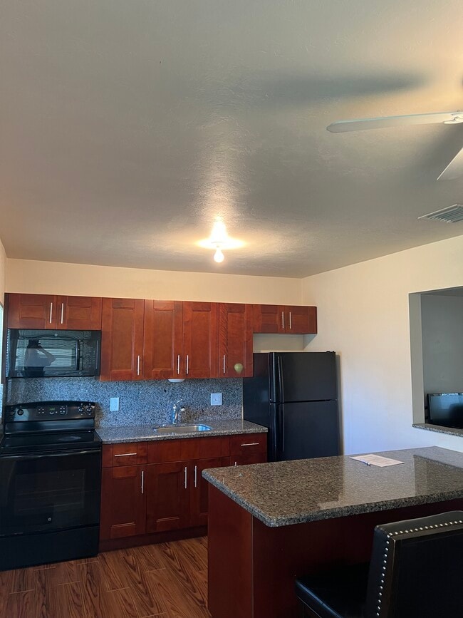 Photo - 1910 Wilson St