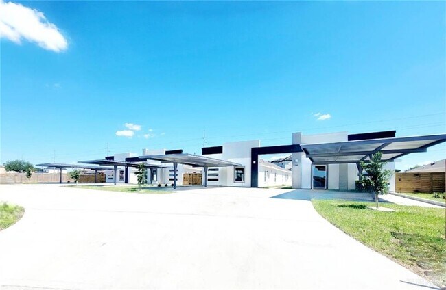 Photo - 13 South Dr Unit 3