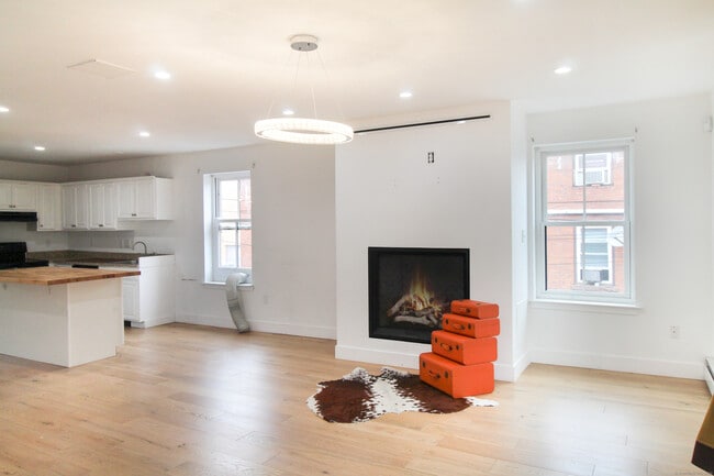 Photo - 41 Wolcott St Unit 2