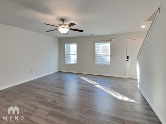 Photo - 1832 Carrington Dr