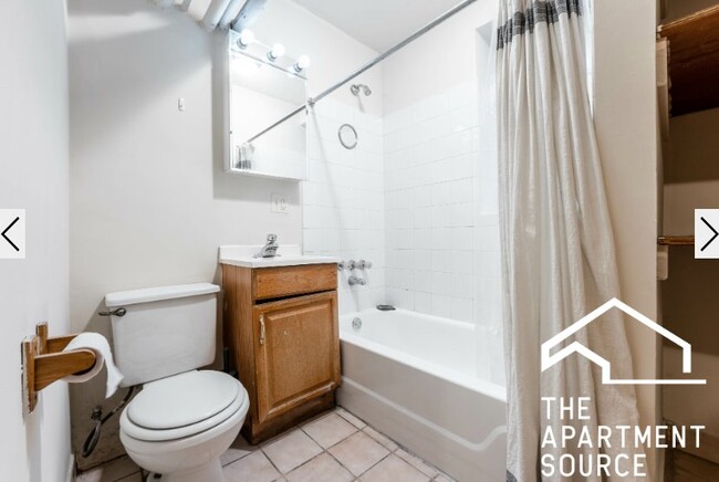 Photo - 2890 N Clark St Unit 1