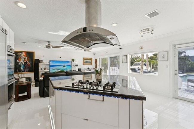 Photo - 911 NW 7th St Casa