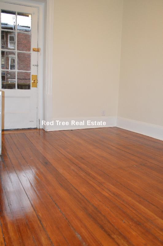 Photo - 1589 Beacon St Unit 4