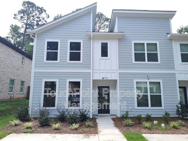 Building Photo - 811 Justice Ave Rental